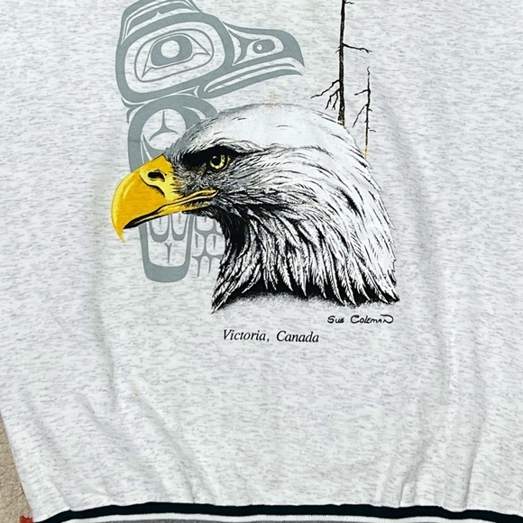 Vintage 1980s Victoria, Canada Bald Eagle Tourism 80s Crewneck Sweatshirt - Picture 2 of 4